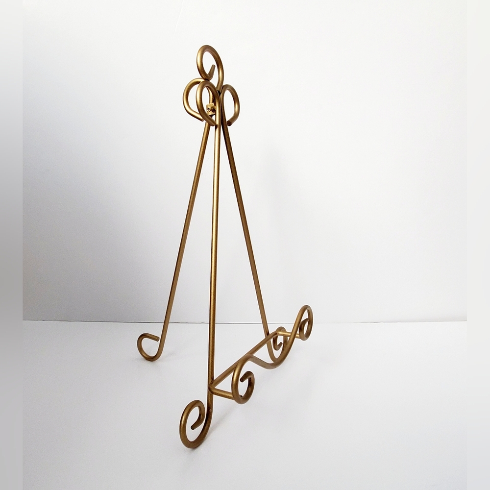 Elegant Gold Metal Table Display Easel Scroll Design Quality Brass-like